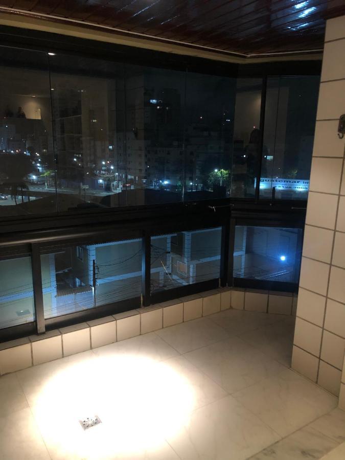 Apartamento Com Varanda E Suite Enseada 瓜鲁雅 外观 照片
