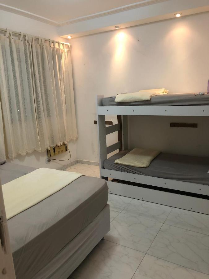 Apartamento Com Varanda E Suite Enseada 瓜鲁雅 外观 照片