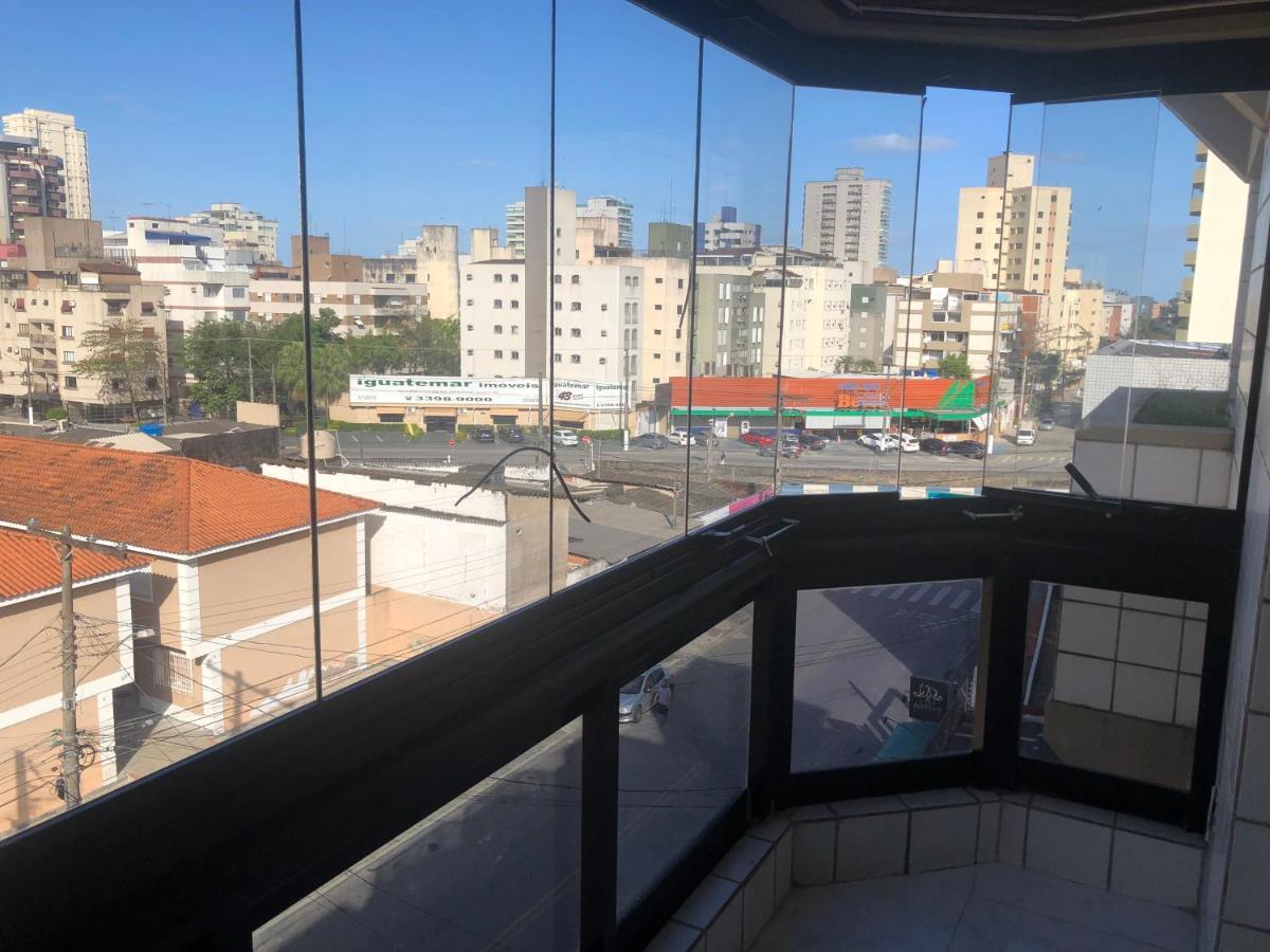 Apartamento Com Varanda E Suite Enseada 瓜鲁雅 外观 照片