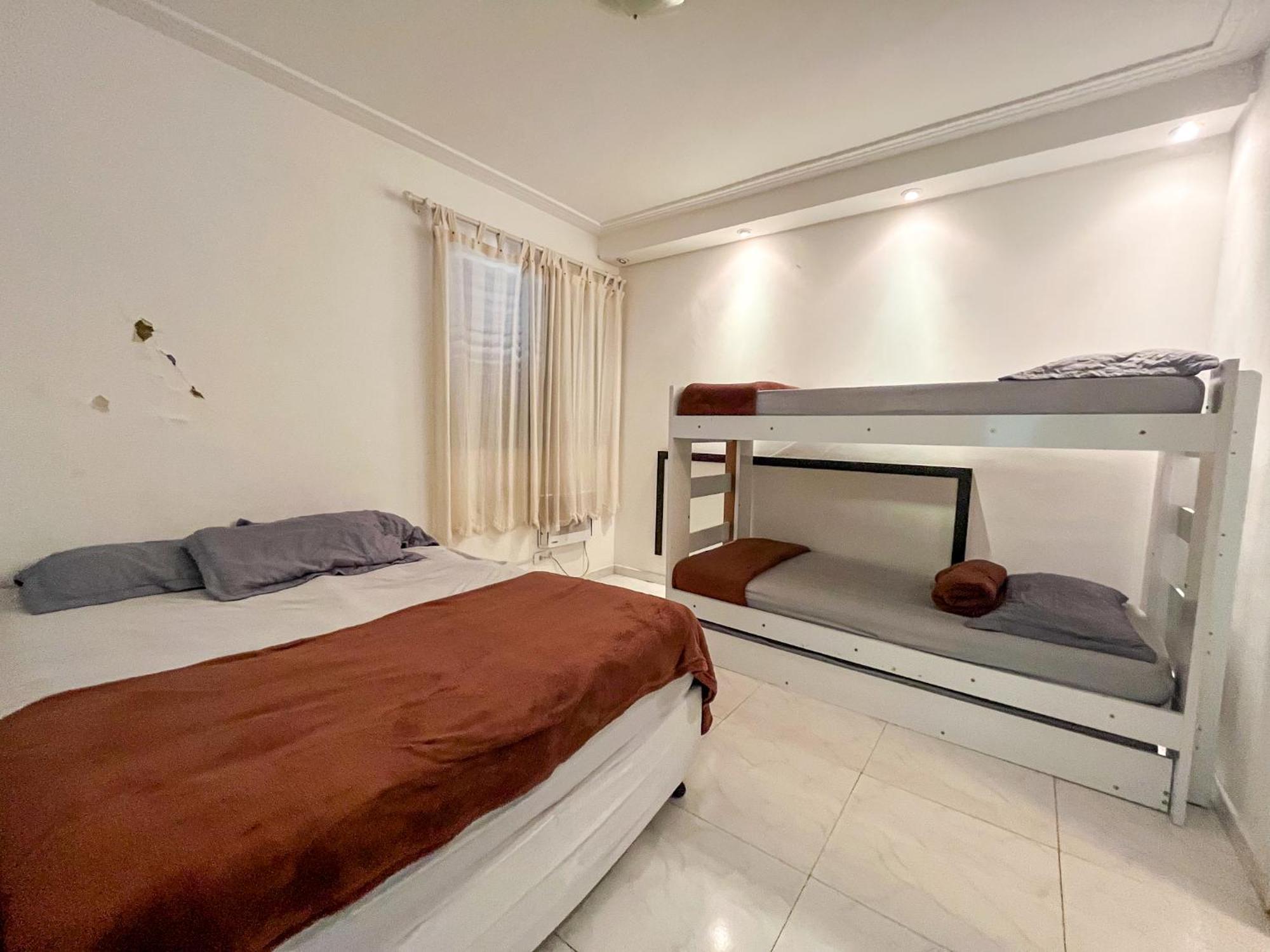 Apartamento Com Varanda E Suite Enseada 瓜鲁雅 外观 照片