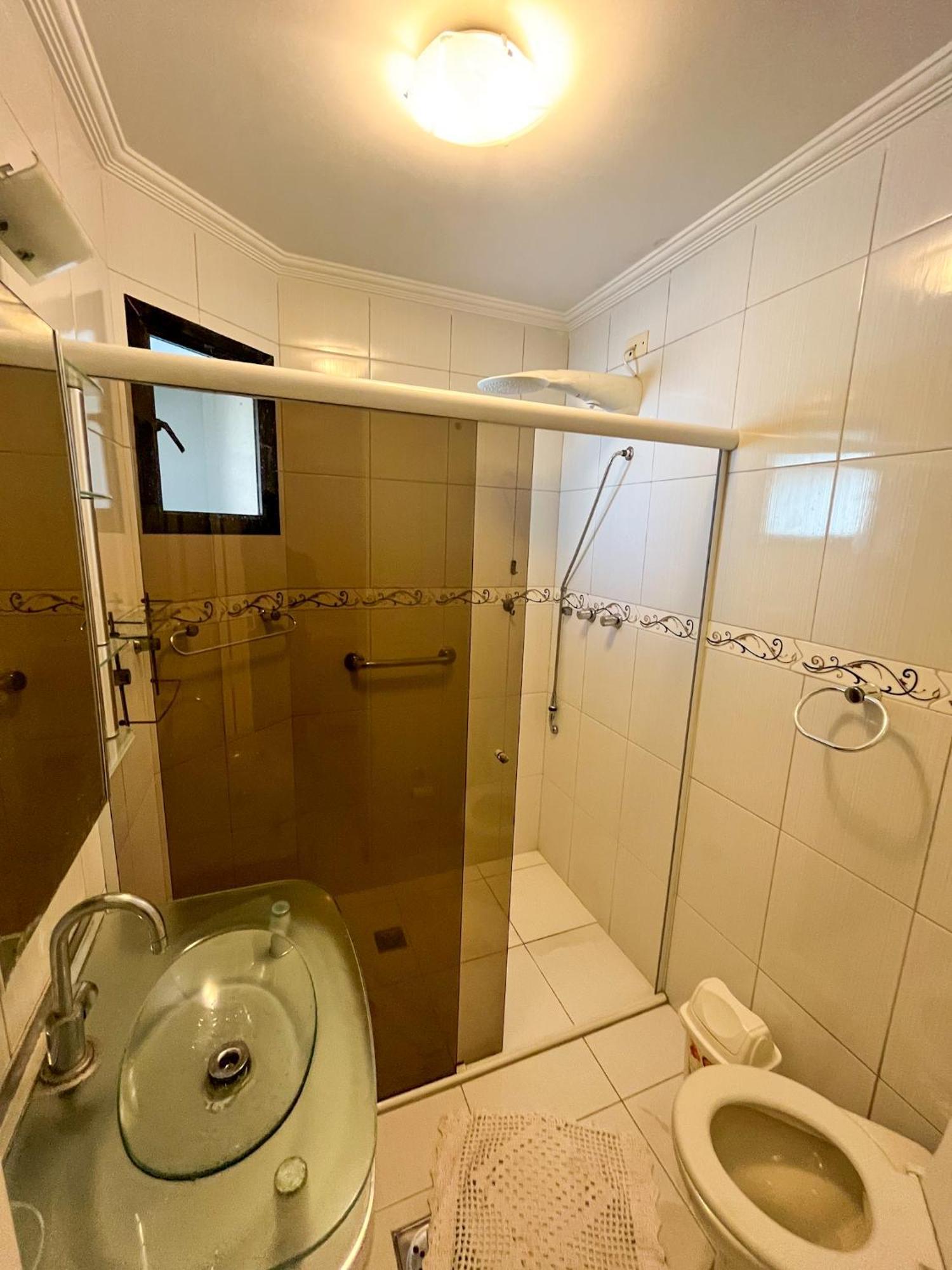 Apartamento Com Varanda E Suite Enseada 瓜鲁雅 外观 照片